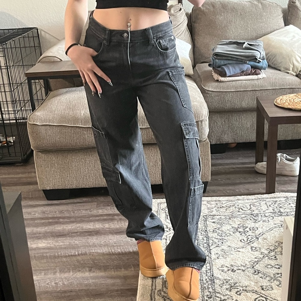 American Eagle Cargos